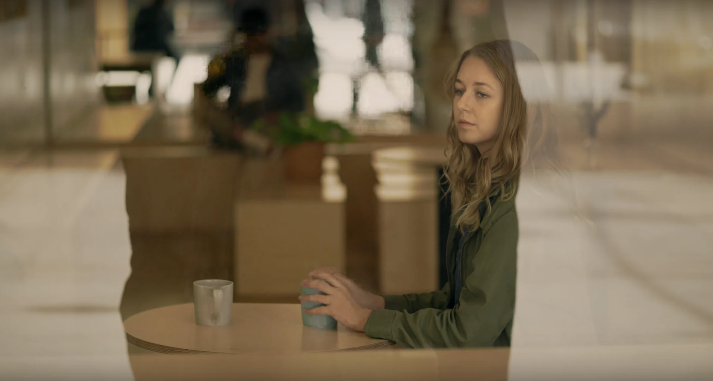 Katie Peabody as the girlfriend in the music video for Dizzy by Tim Atlas, outdoors in daylight